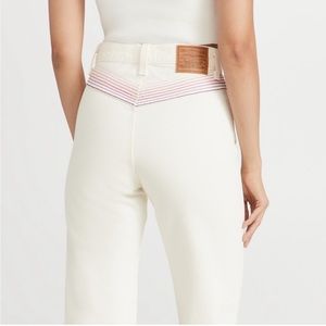 Levi’s Ribcage Straight Ankle Jean